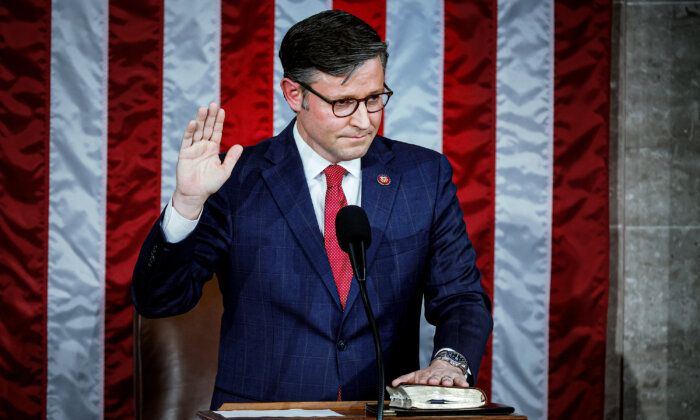 Speaker mike johnson height