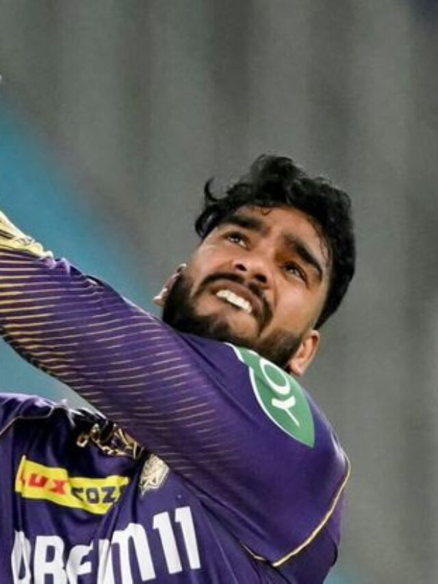 Venkatesh iyer height in feet